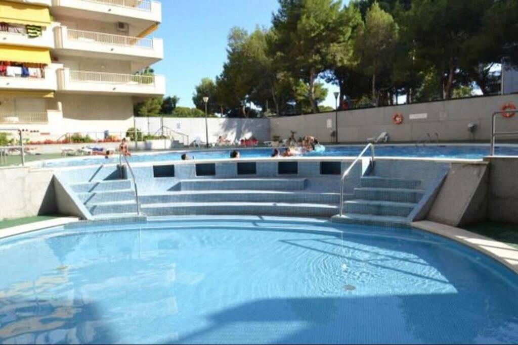 Sea View, Pool, Free Parking, Wifi, Port Aventura Apartment Salou Exterior photo